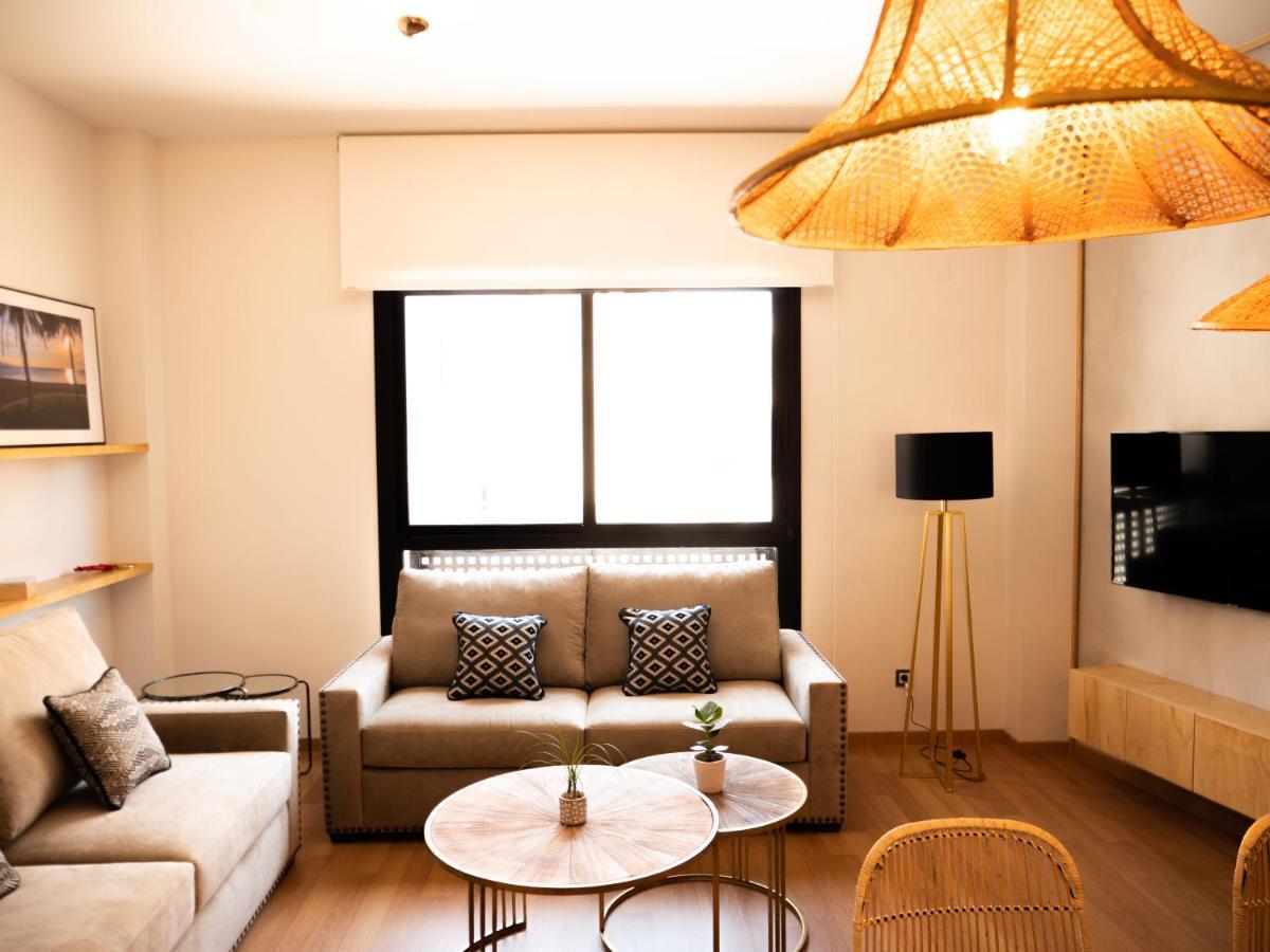Stylish Apartment in the heart of Málaga with Pool Exterior foto